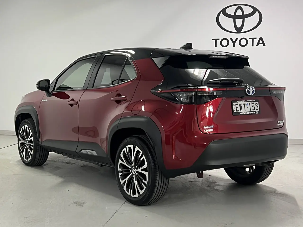 2022 TOYOTA YARIS CROSS HYBRID Gallery Image 8
