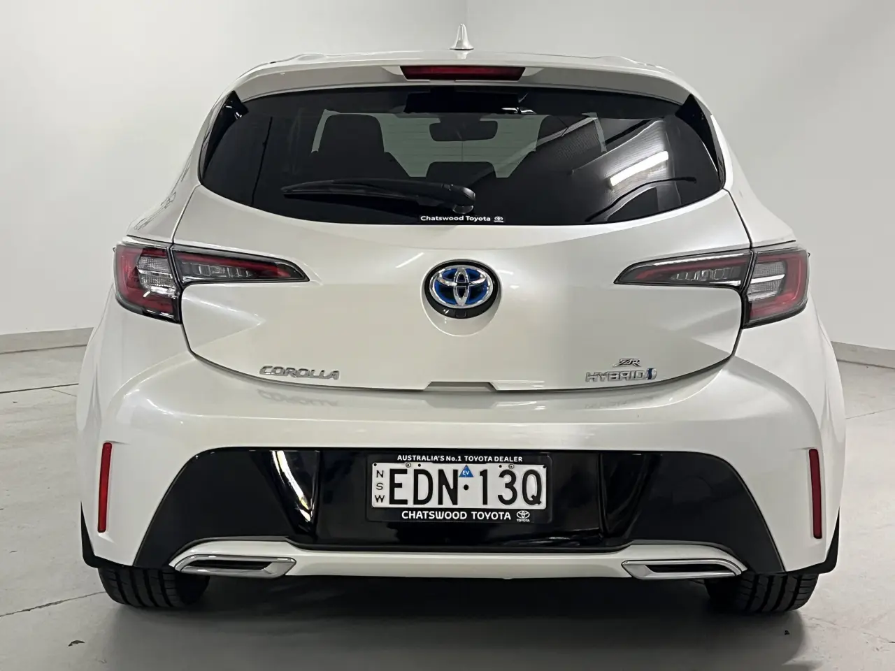 2019 TOYOTA COROLLA Gallery Image 7
