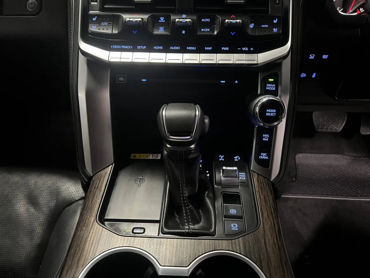 2022 TOYOTA LANDCRUISER Gallery Image 21