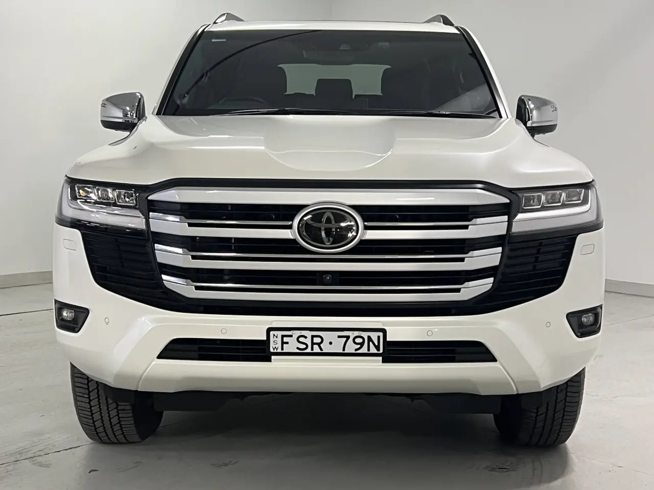 2022 TOYOTA LANDCRUISER Gallery Image 3