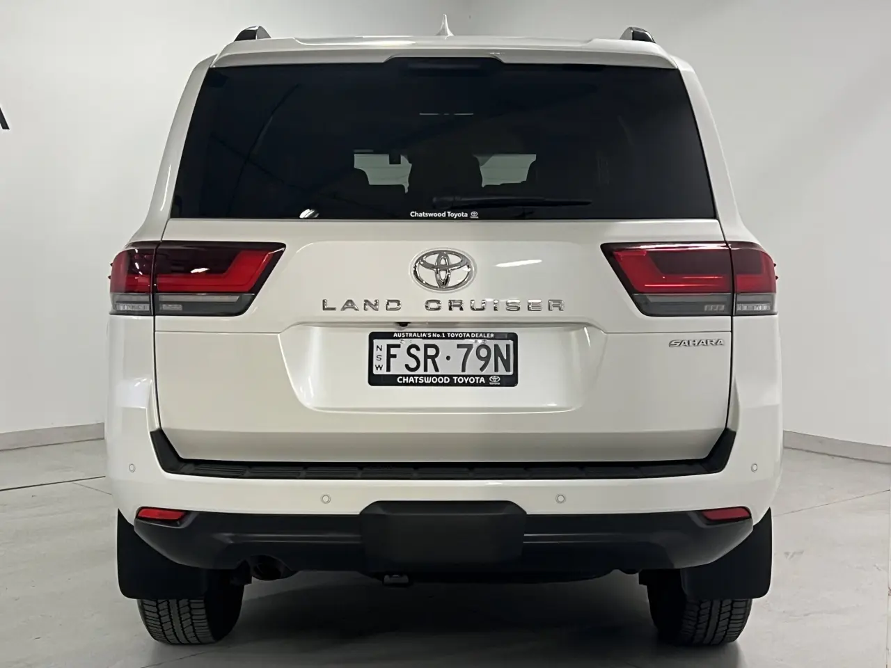 2022 TOYOTA LANDCRUISER Gallery Image 7