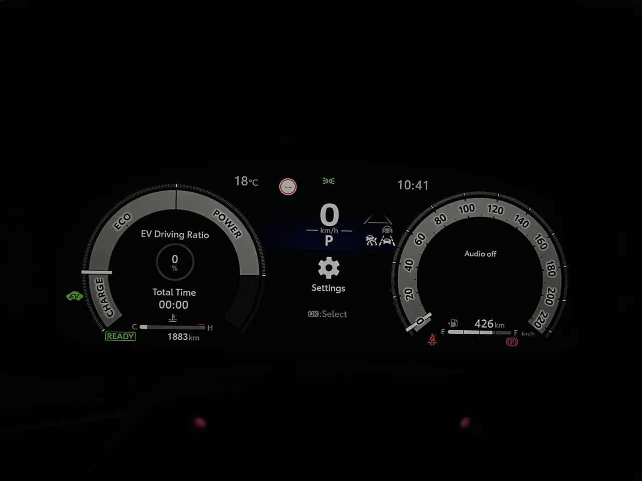 2024 TOYOTA C-HR HYBRID Gallery Image 17