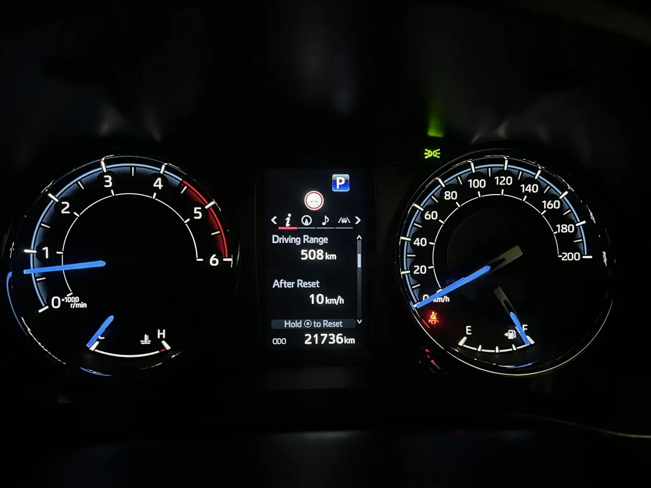 2023 TOYOTA HILUX Gallery Image 18
