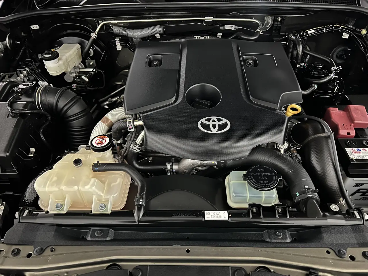 2023 TOYOTA HILUX Gallery Image 22