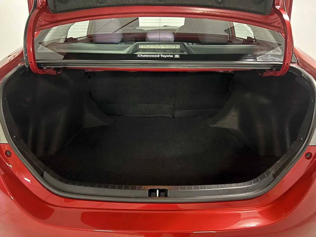 2016 TOYOTA COROLLA Gallery Image 12