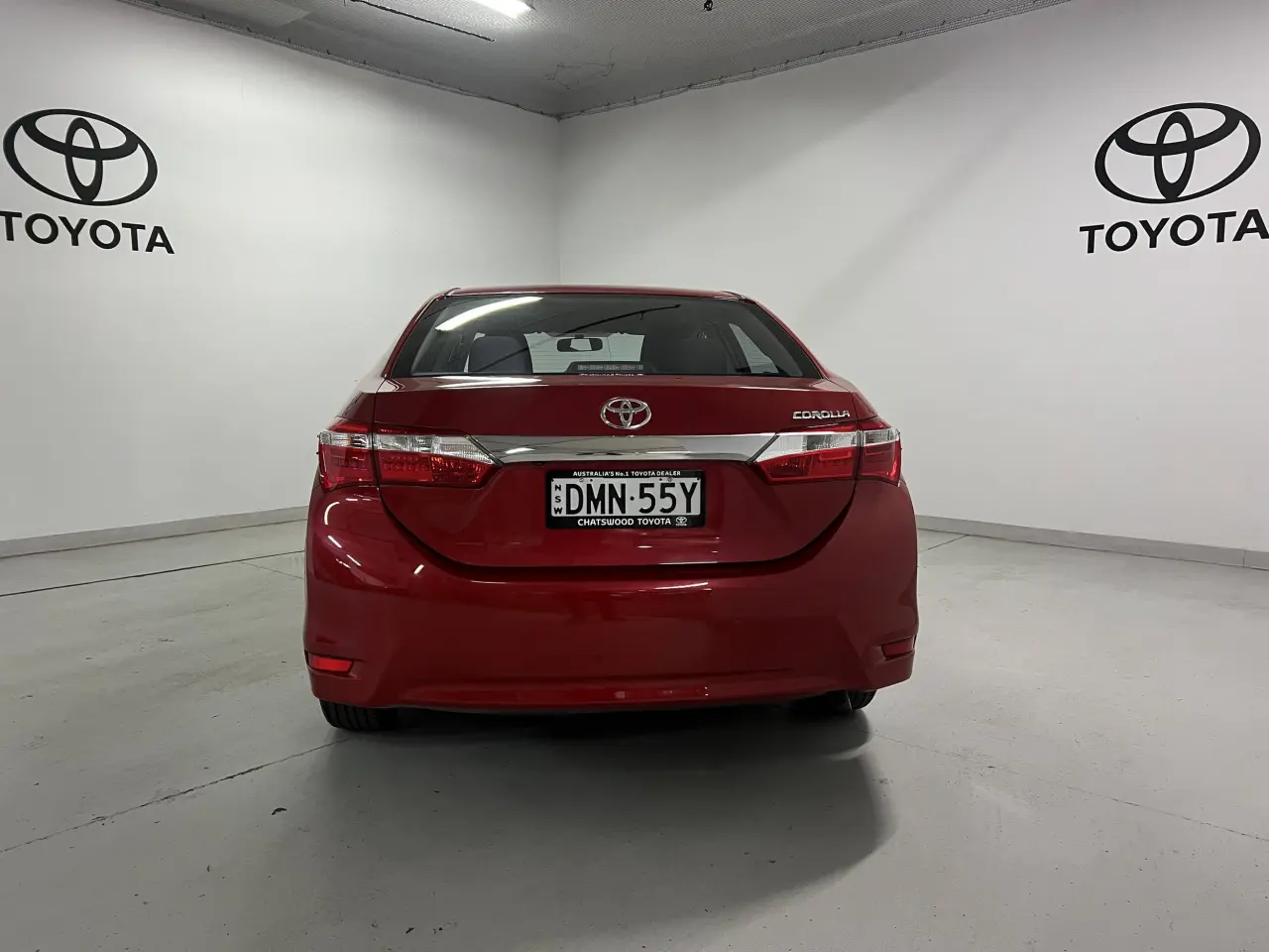 2016 TOYOTA COROLLA Gallery Image 6