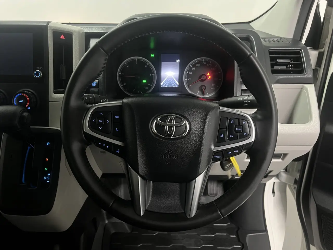 2024 TOYOTA HIACE Gallery Image 16
