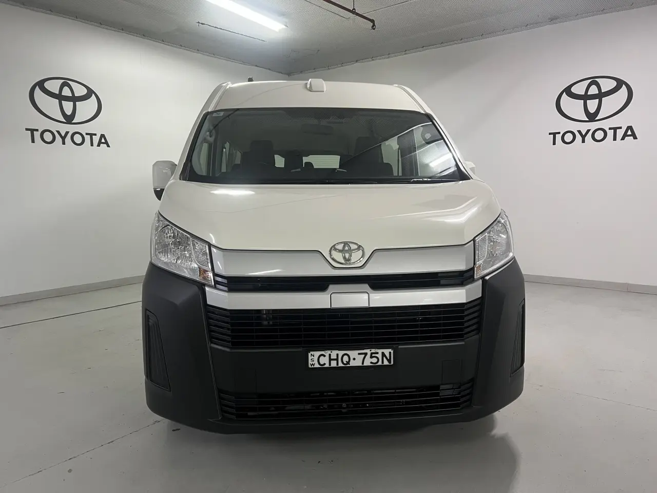 2024 TOYOTA HIACE Gallery Image 2