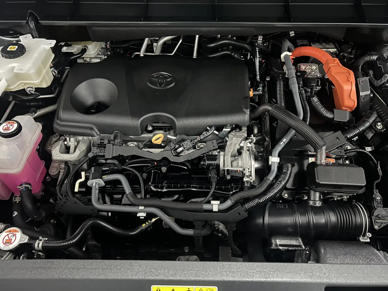 2021 TOYOTA KLUGER HYBRID Gallery Image 21