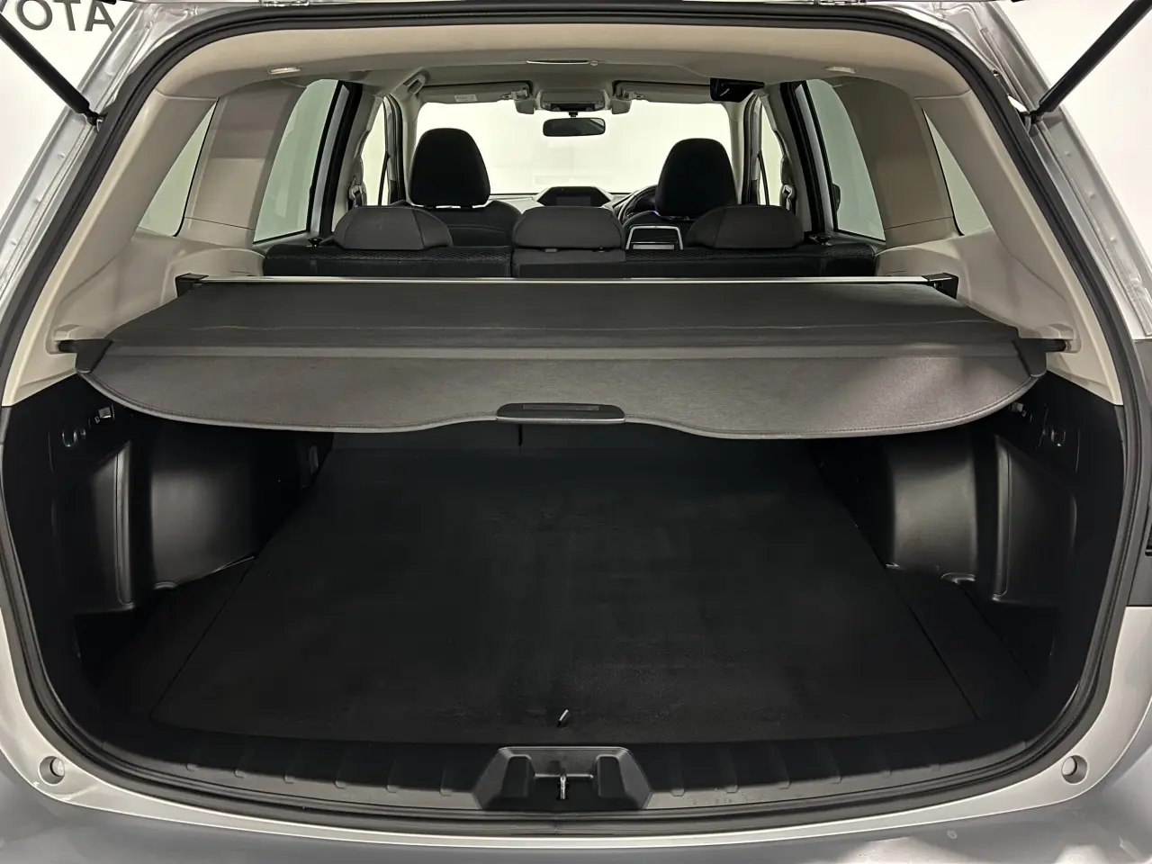 2021 SUBARU FORESTER Gallery Image 13