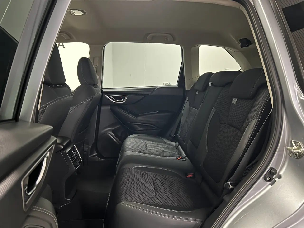 2021 SUBARU FORESTER Gallery Image 14