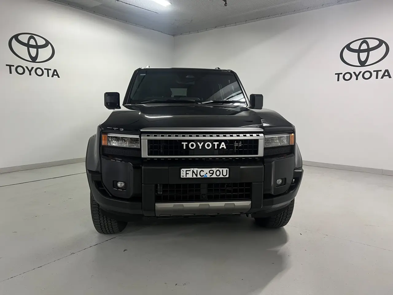 2024 TOYOTA PRADO Gallery Image 2