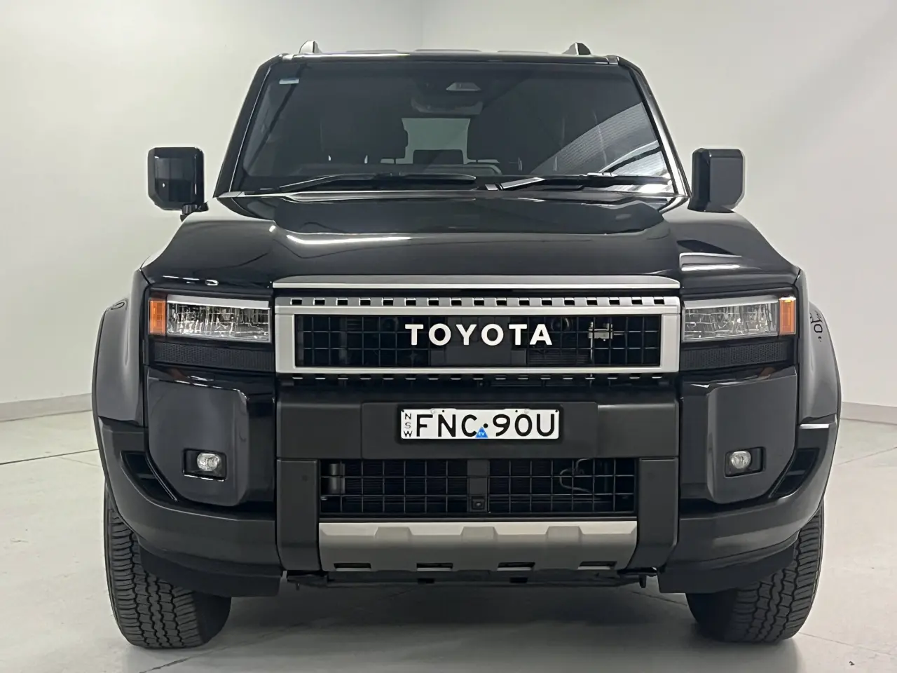 2024 TOYOTA PRADO Gallery Image 3
