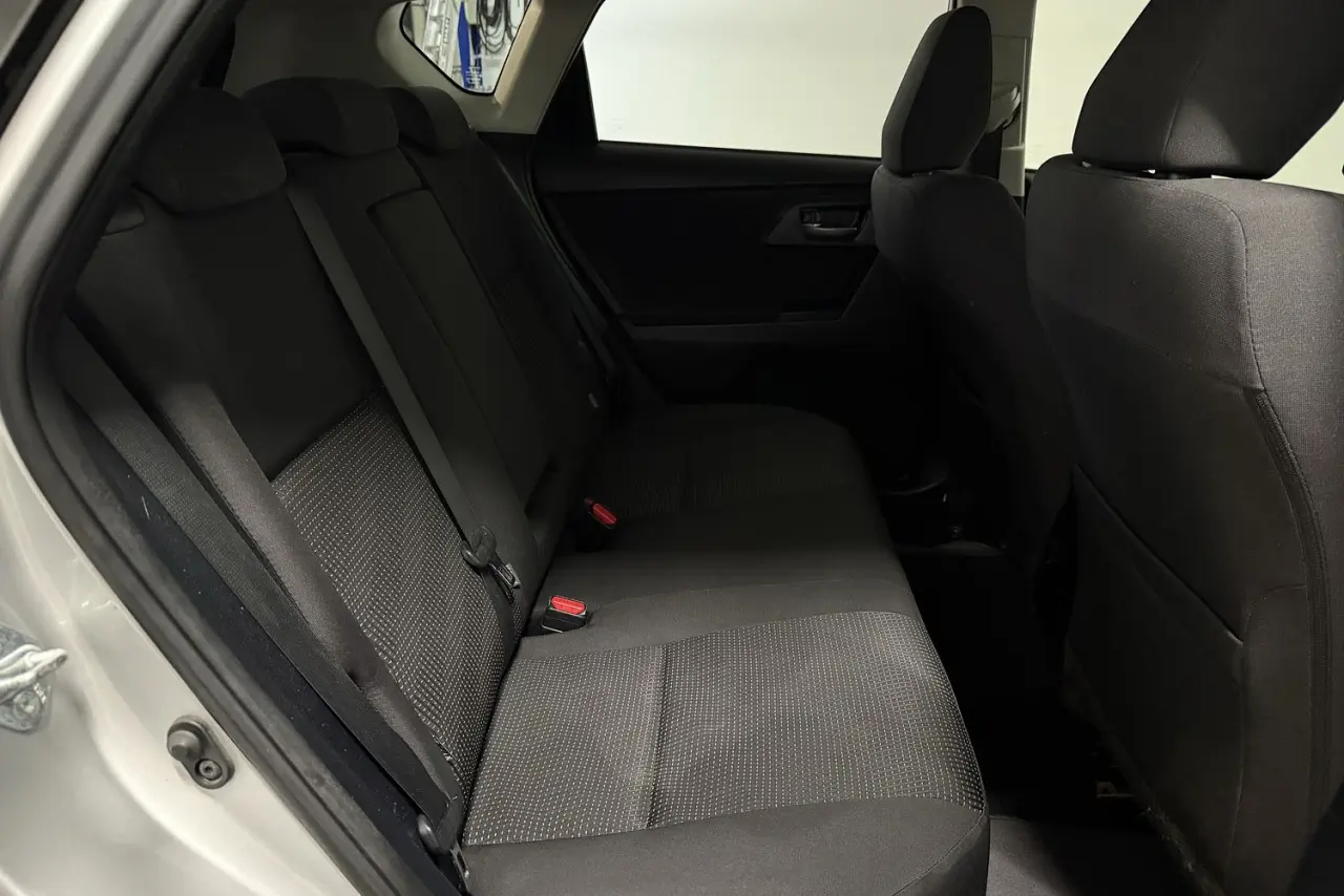 2016 Toyota Corolla Gallery Image 10