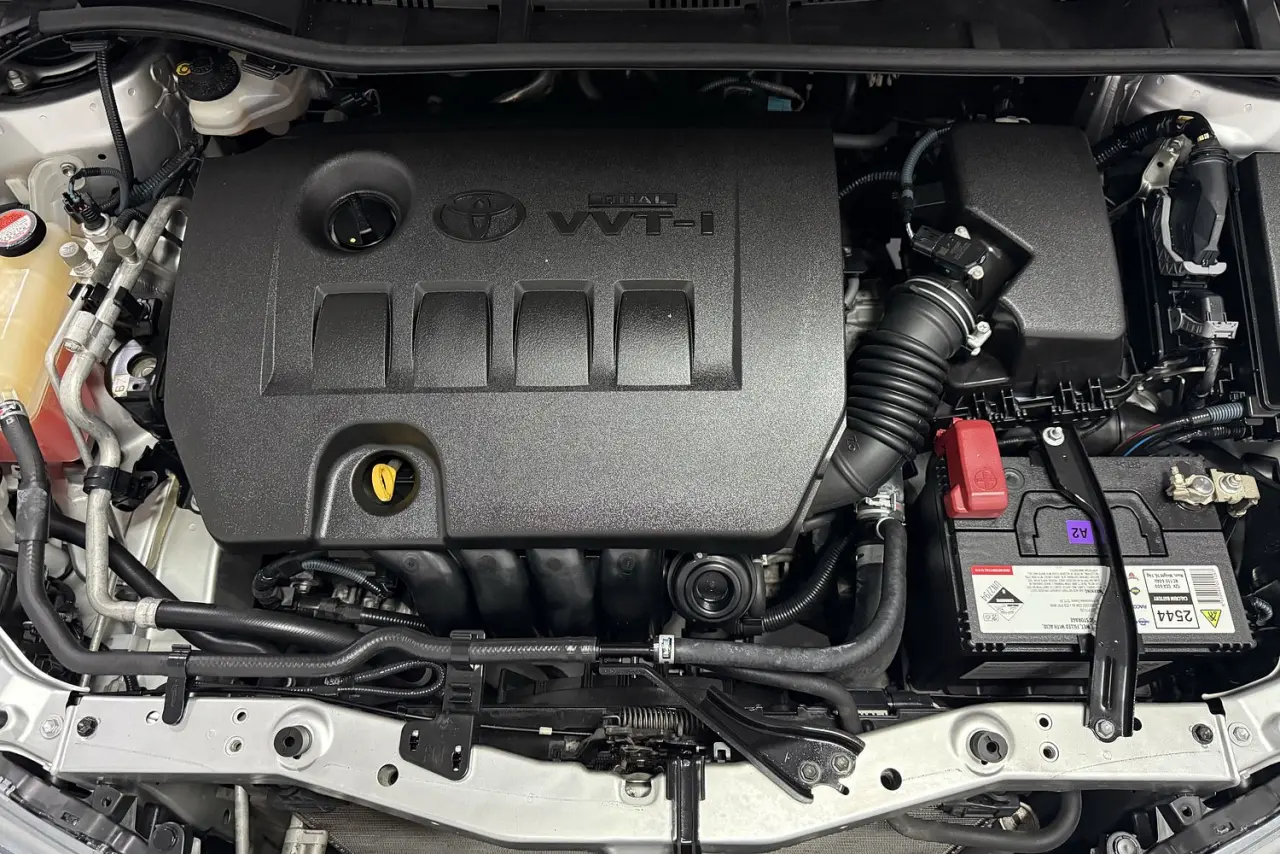 2016 Toyota Corolla Gallery Image 20