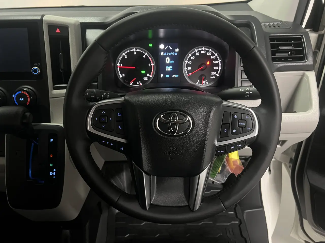 2024 TOYOTA HIACE Gallery Image 22