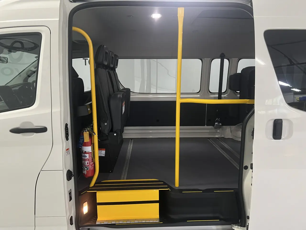 2024 TOYOTA HIACE Gallery Image 9