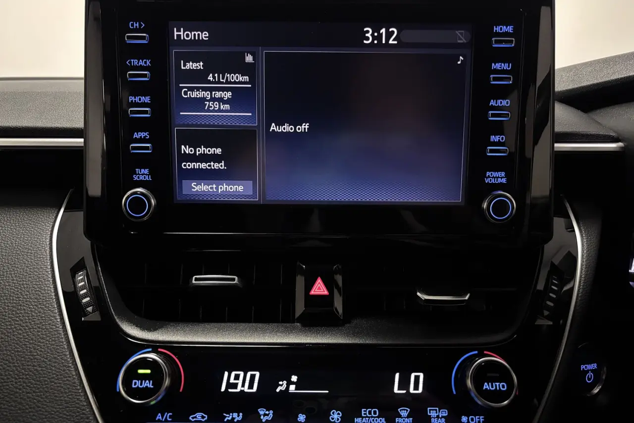 2020 Toyota Corolla Gallery Image 17