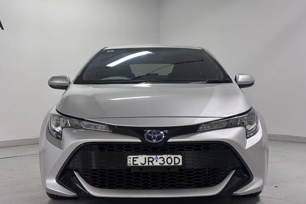2020 Toyota Corolla Gallery Image 3