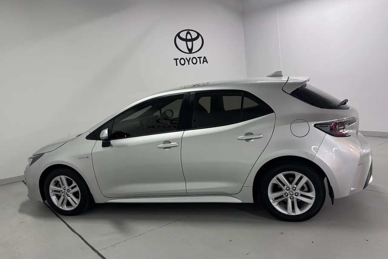 2020 Toyota Corolla Gallery Image 9