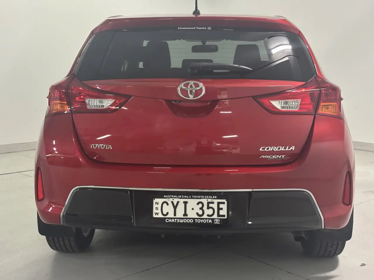 2015 TOYOTA COROLLA Gallery Image 7