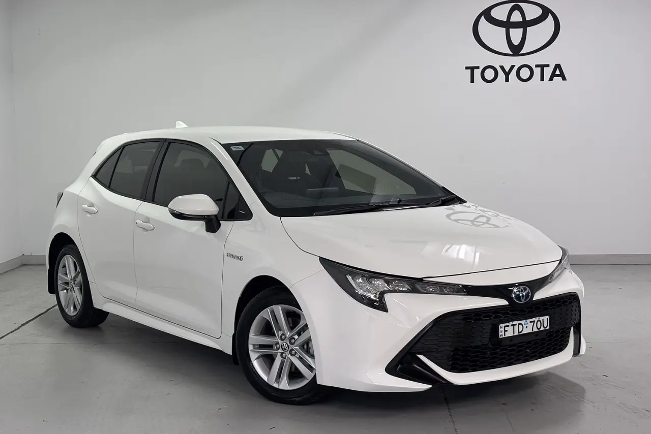 2022 Toyota Corolla Gallery Image 1