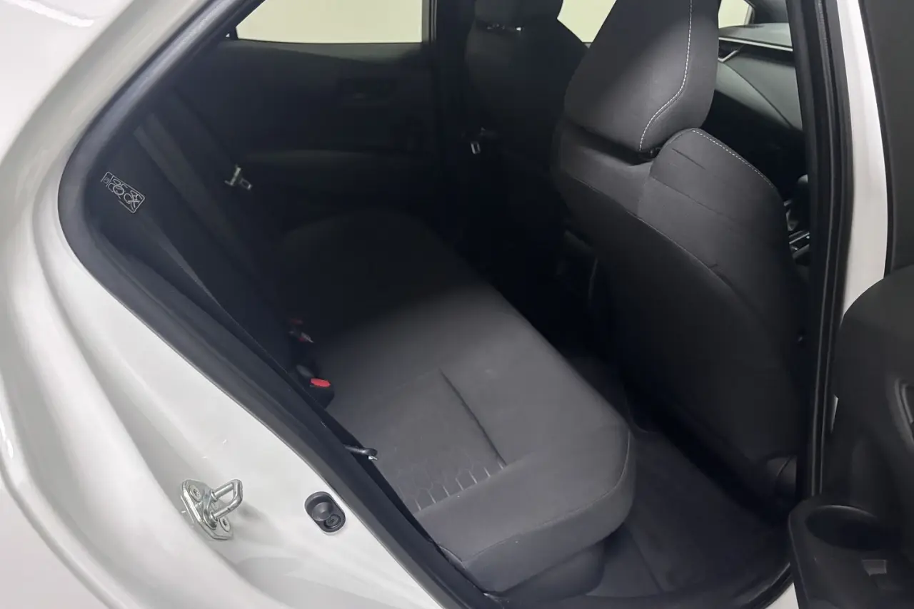 2022 Toyota Corolla Gallery Image 10