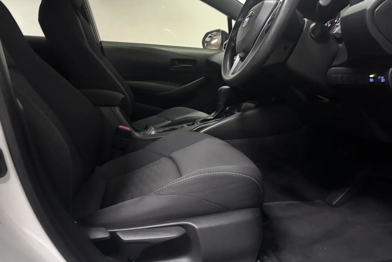 2022 Toyota Corolla Gallery Image 19