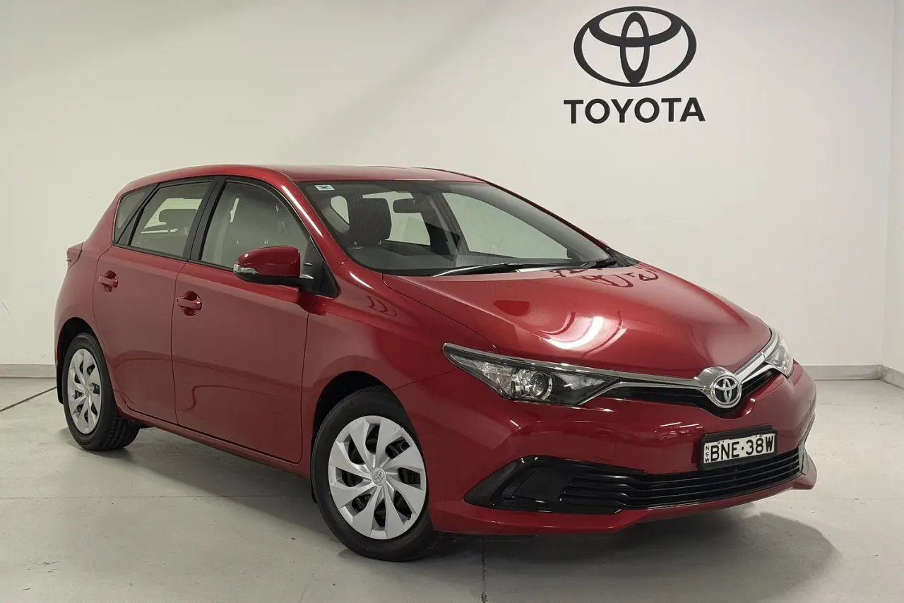 2016 Toyota Corolla Gallery Image 1