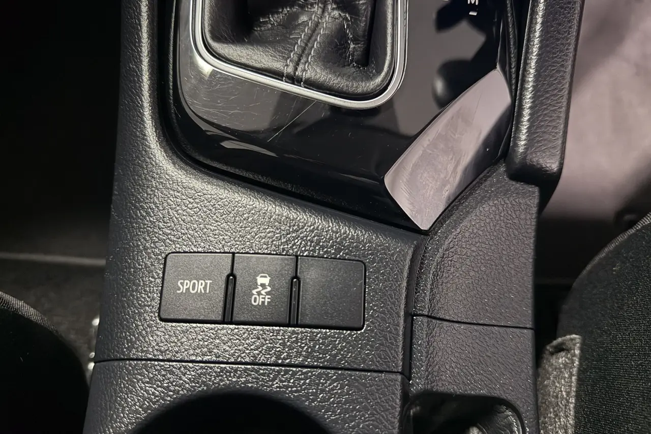 2016 Toyota Corolla Gallery Image 18