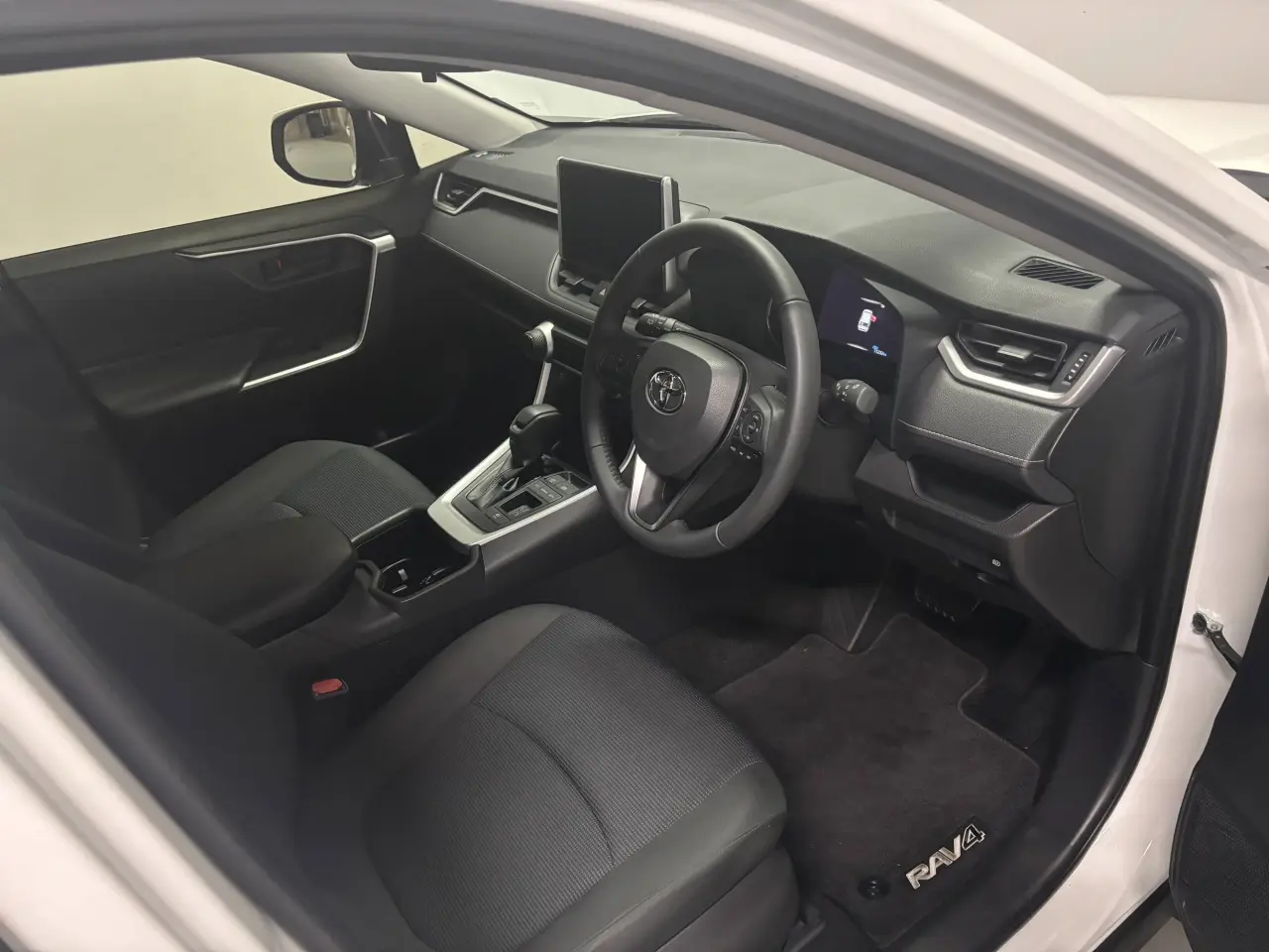 2024 TOYOTA RAV4 HYBRID Gallery Image 10