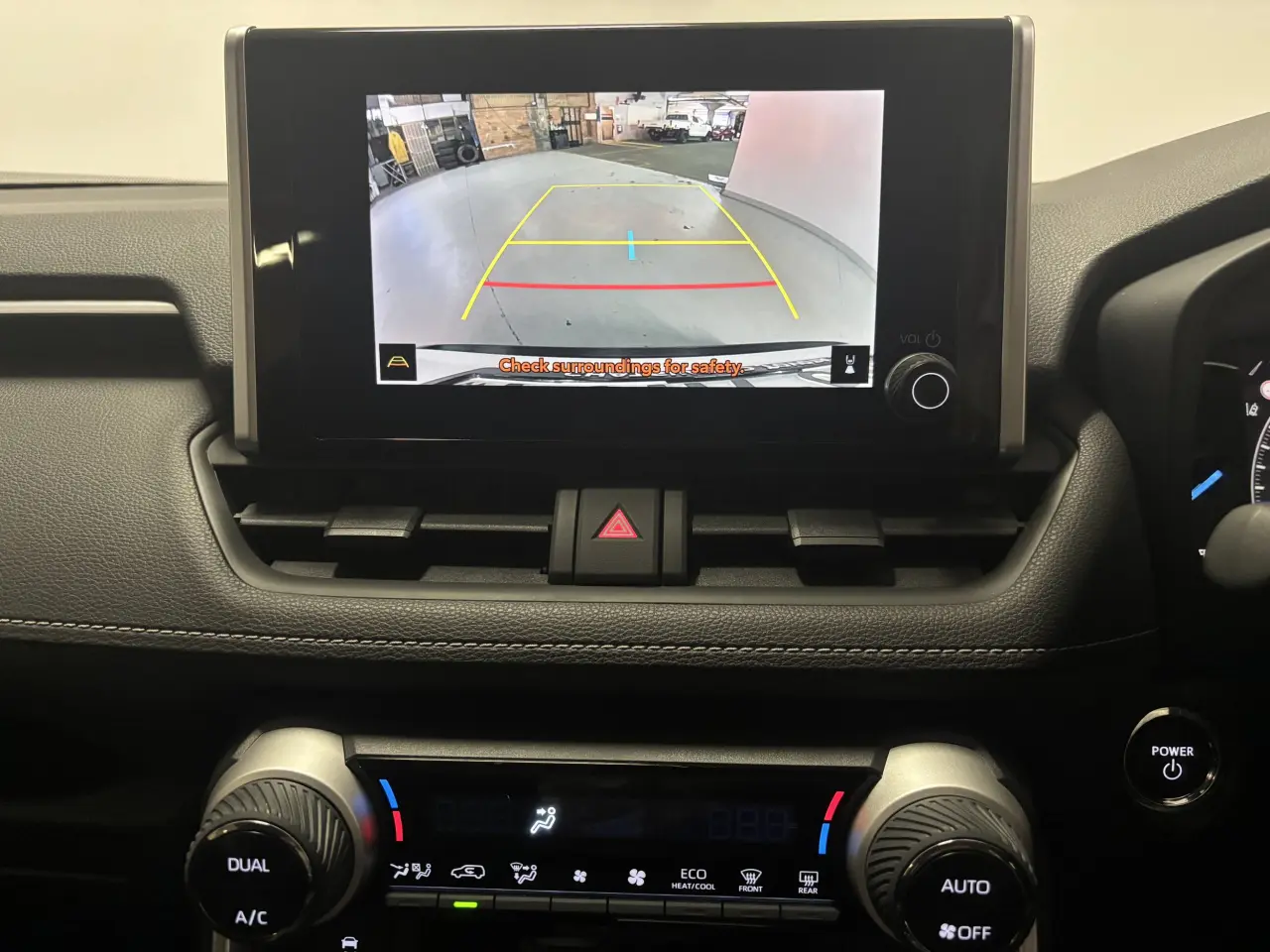 2024 TOYOTA RAV4 HYBRID Gallery Image 18