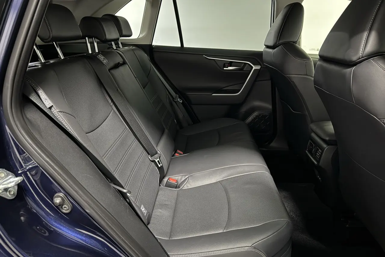 2024 Toyota RAV4 Gallery Image 10