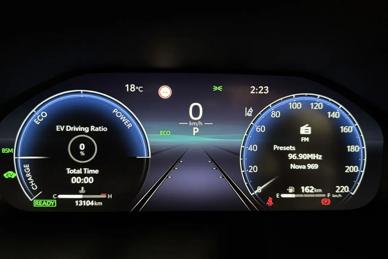 2024 Toyota RAV4 Gallery Image 16