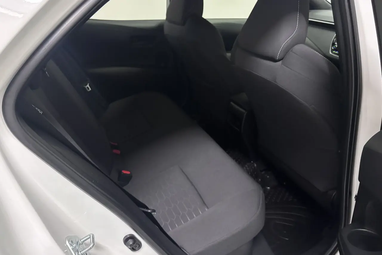 2020 Toyota Corolla Gallery Image 11