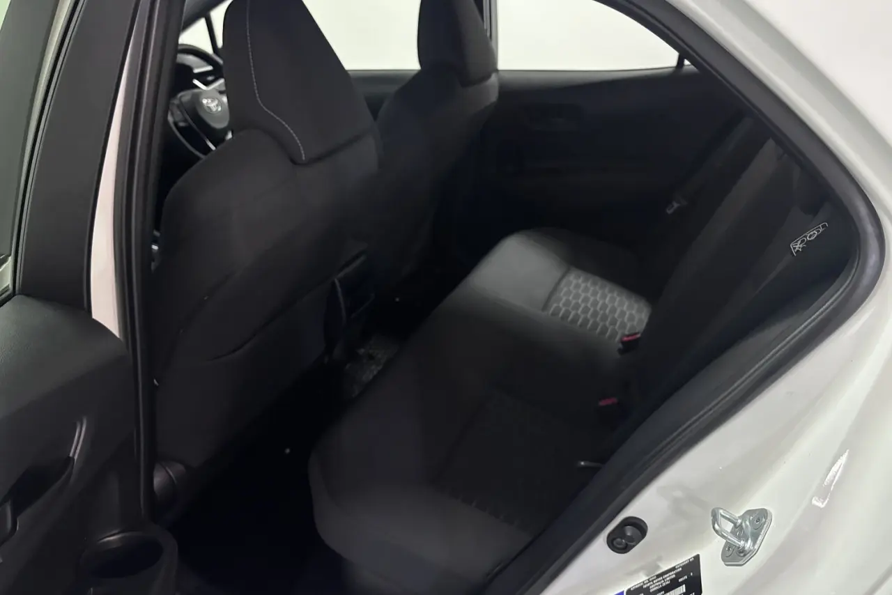 2020 Toyota Corolla Gallery Image 13