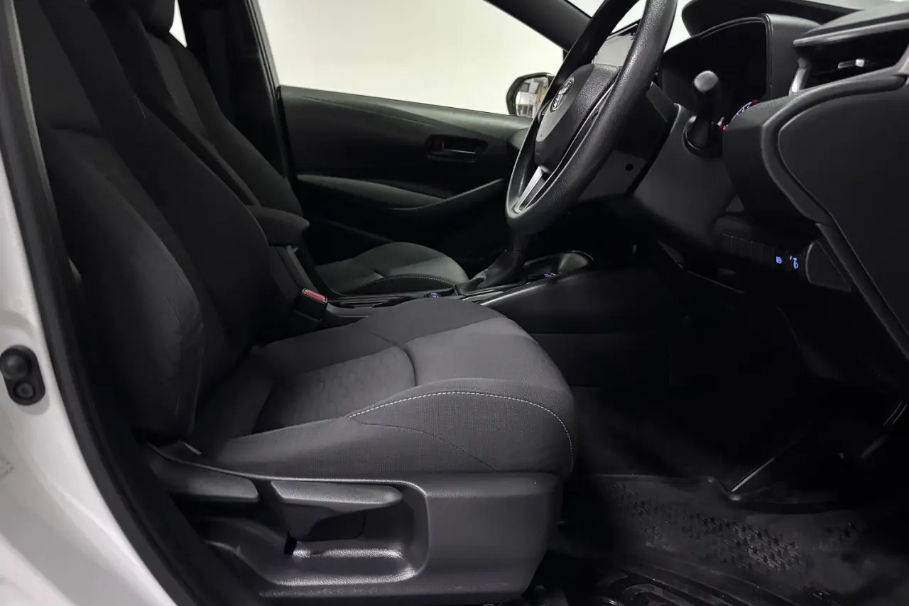 2020 Toyota Corolla Gallery Image 20