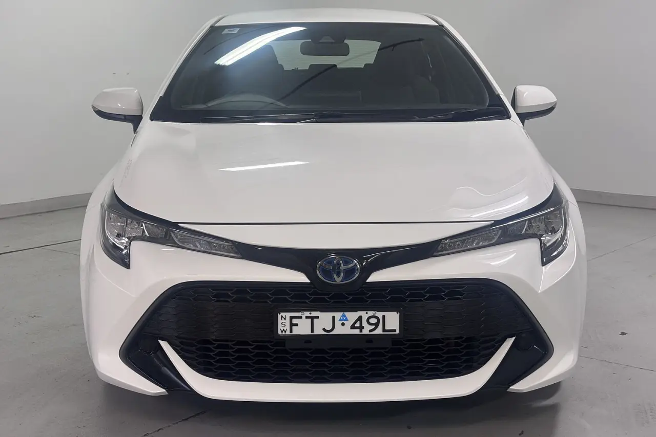2020 Toyota Corolla Gallery Image 3