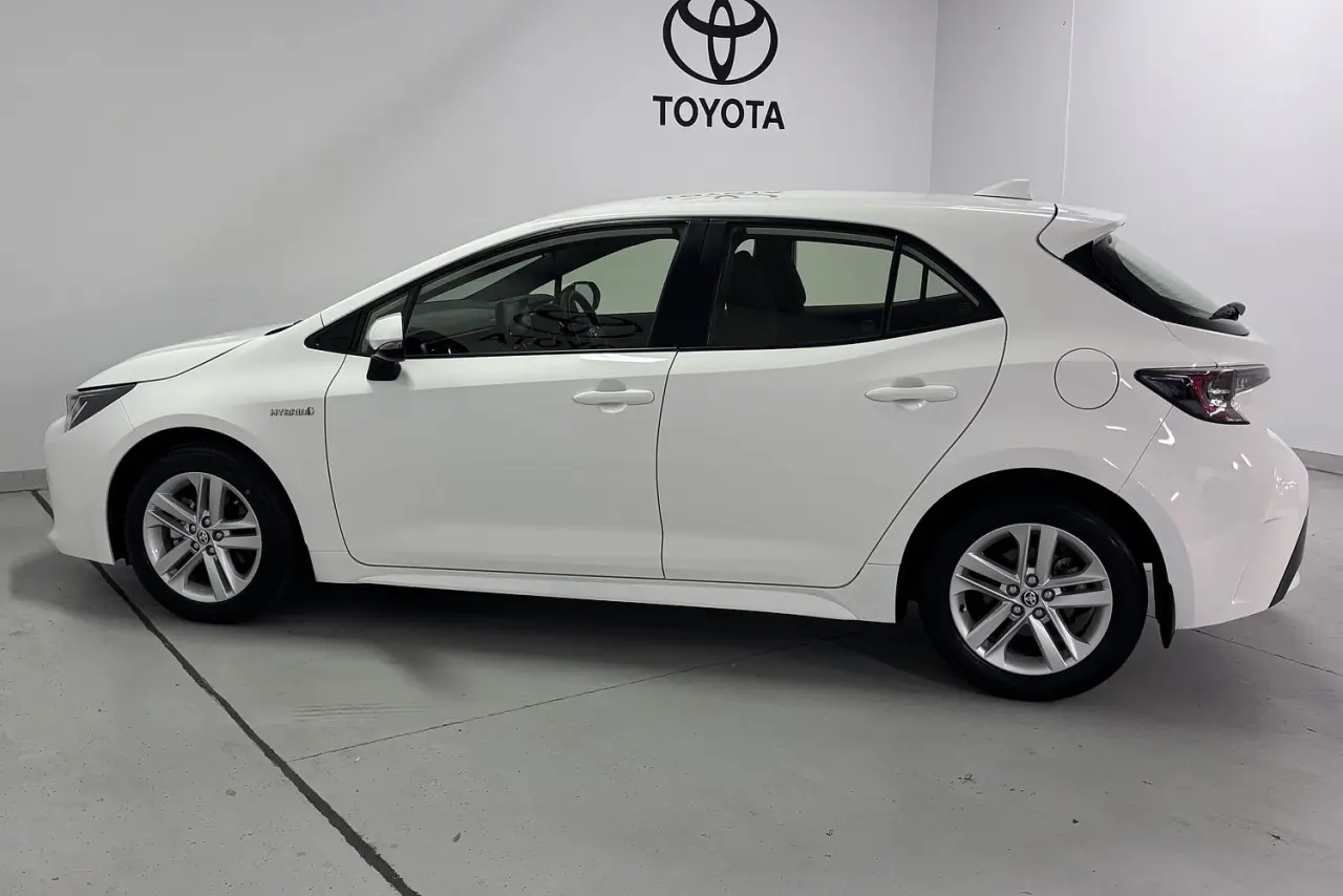 2020 Toyota Corolla Gallery Image 9