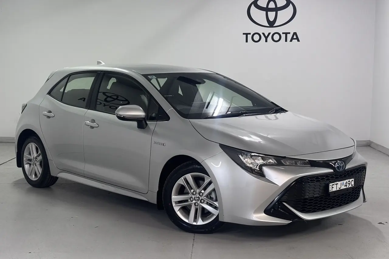 2021 Toyota Corolla Gallery Image 1