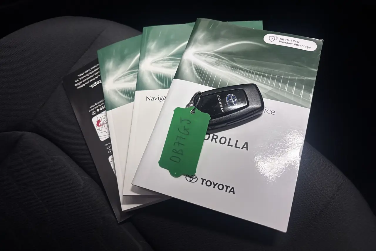 2021 Toyota Corolla Gallery Image 20