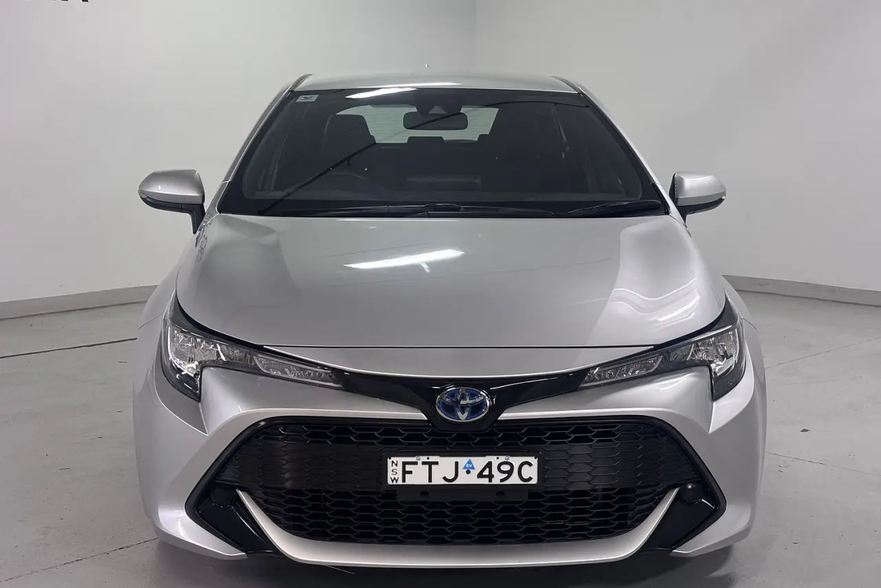 2021 Toyota Corolla Gallery Image 3