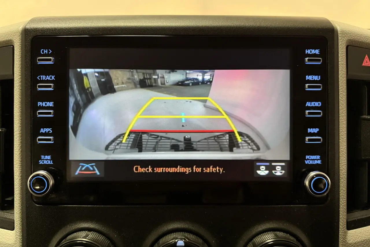 2021 Toyota Hiace Gallery Image 19