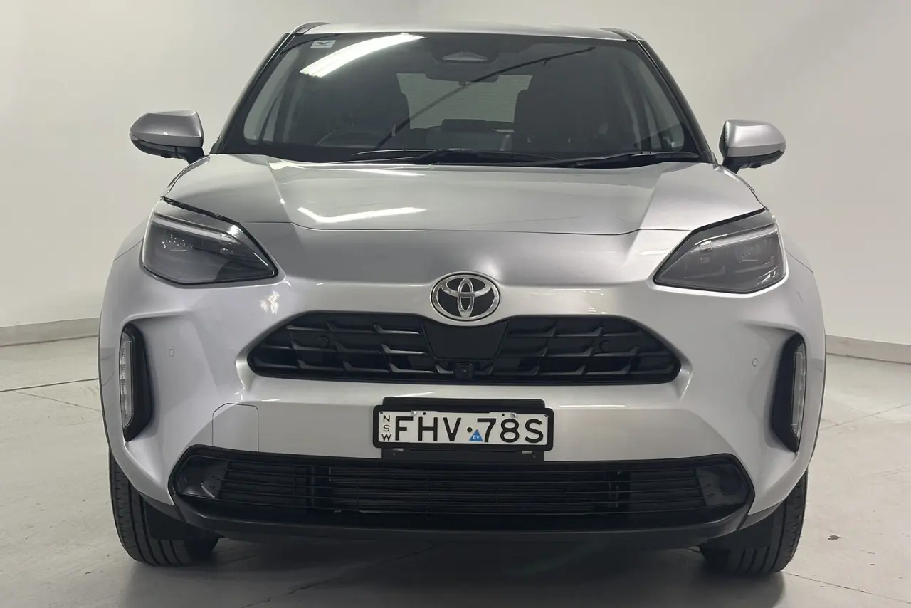 2024 Toyota Yaris Cross Gallery Image 5