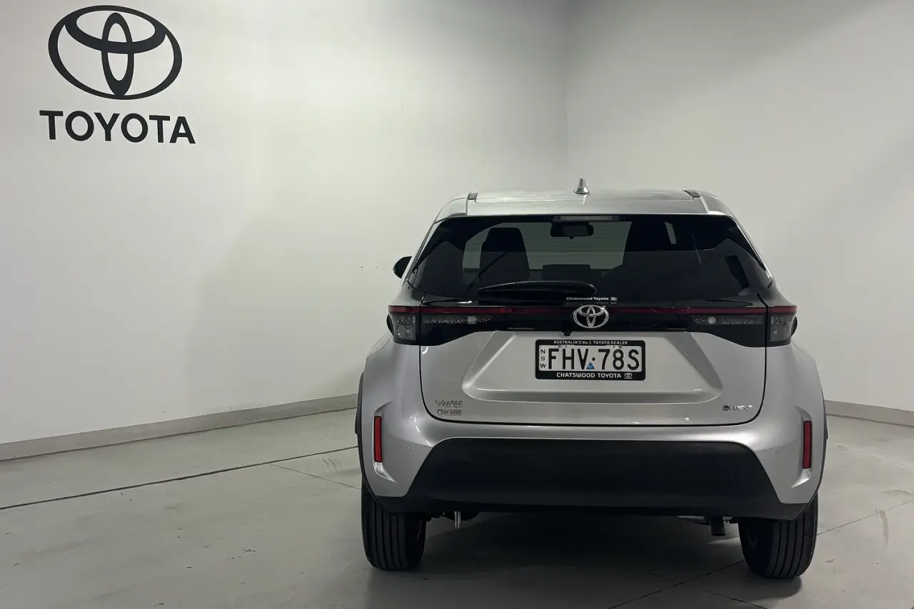 2024 Toyota Yaris Cross Gallery Image 8