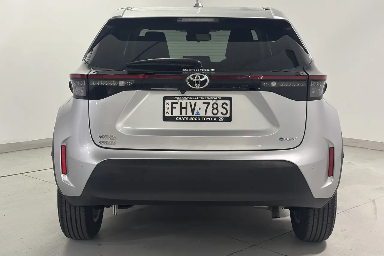 2024 Toyota Yaris Cross Gallery Image 9