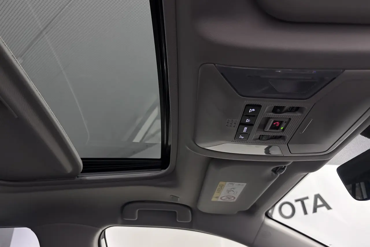 2024 Toyota RAV4 Gallery Image 20