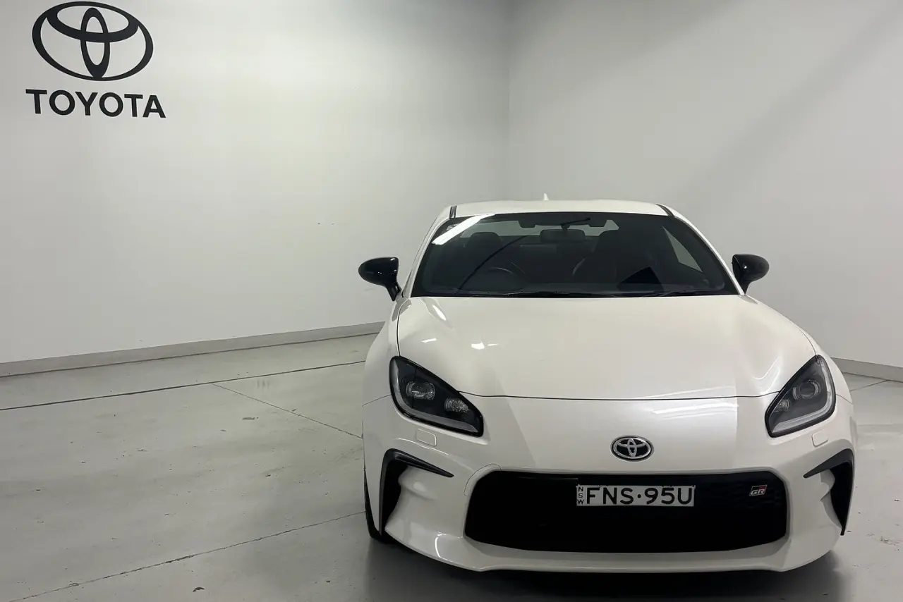 2024 Toyota GR86 Gallery Image 2