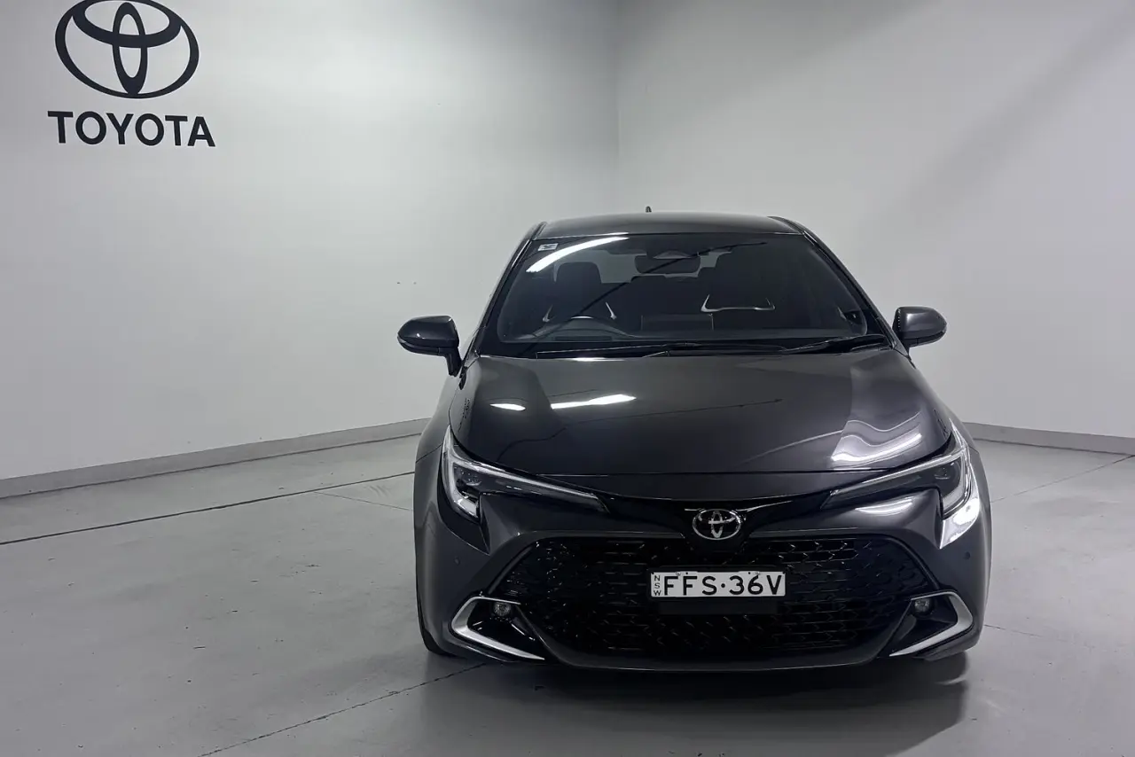 2024 Toyota Corolla Gallery Image 2