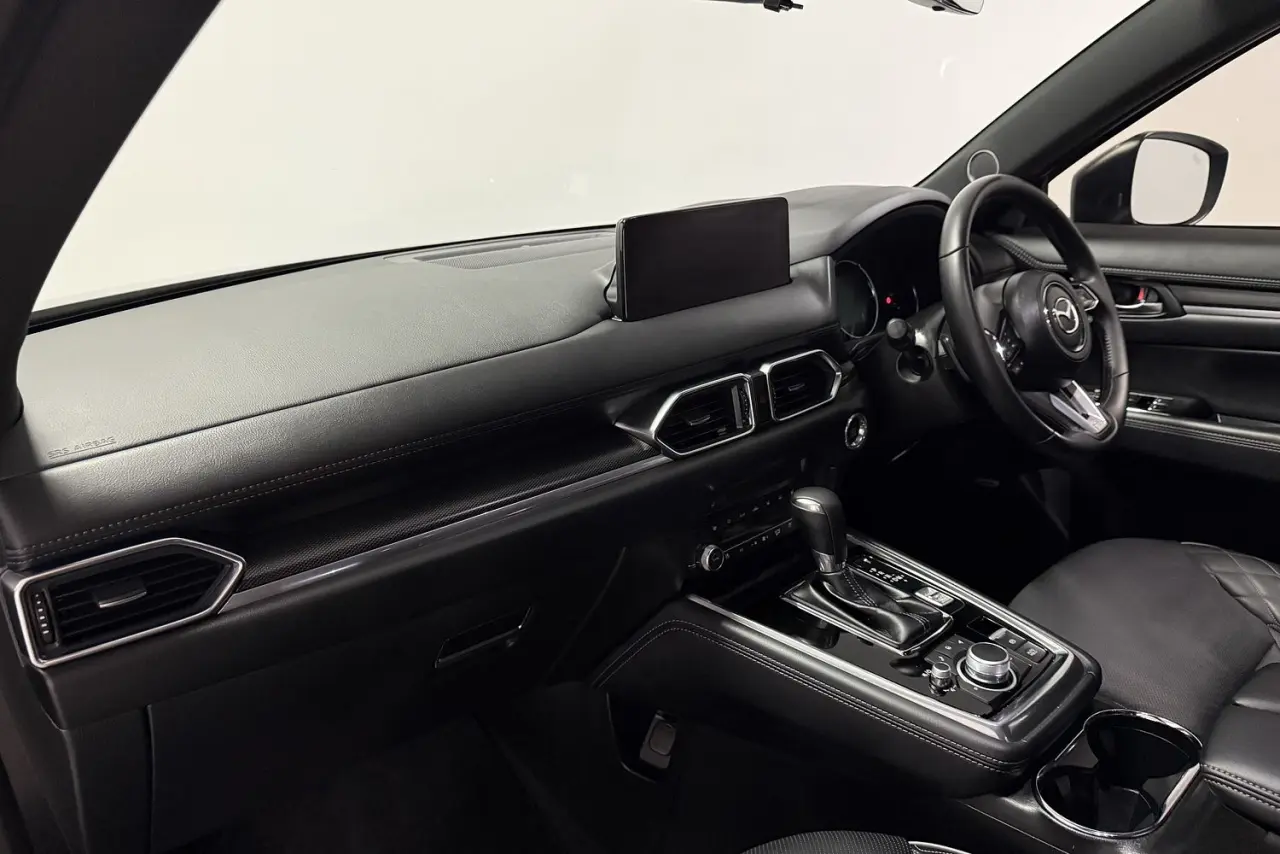 2023 Mazda CX-8 Gallery Image 16